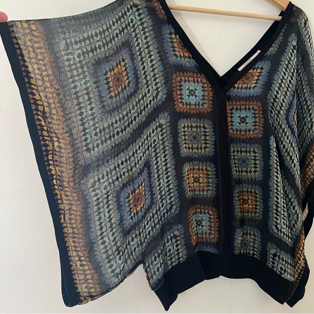Silk Poncho Topper Cover Up Blouse Top Granny Square Print Size Small Boho